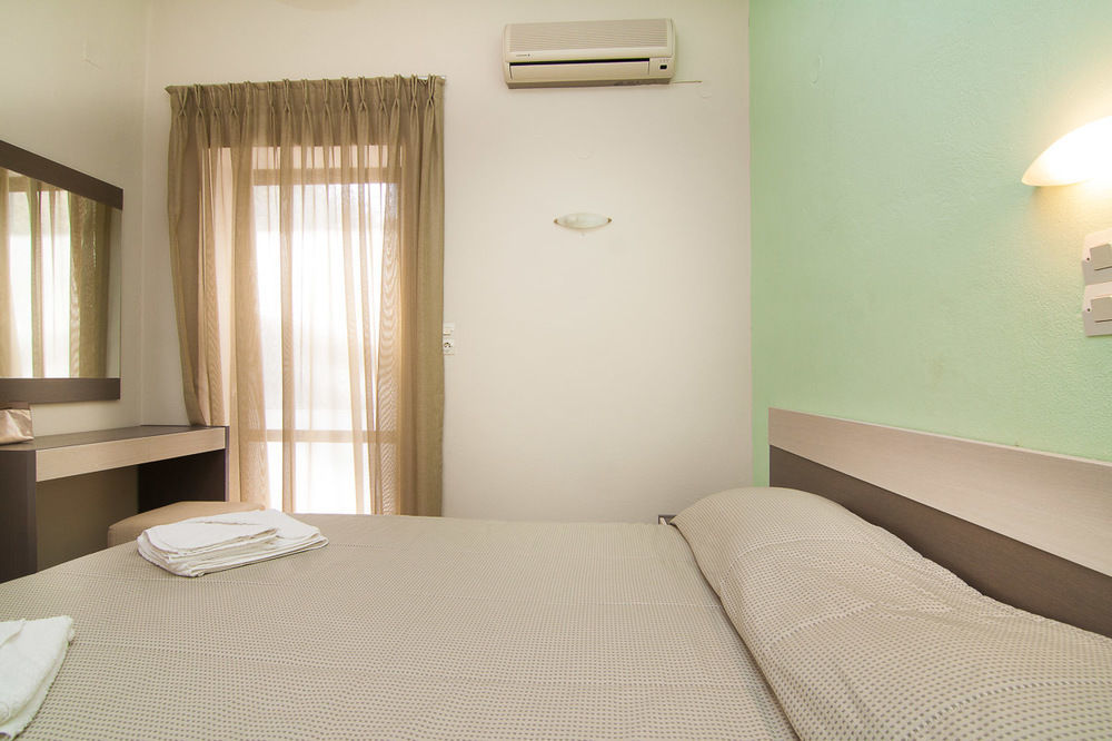 Skinos Apartments And Studios Плакиас Экстерьер фото