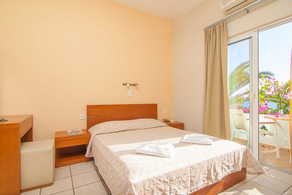 Skinos Apartments And Studios Плакиас Экстерьер фото
