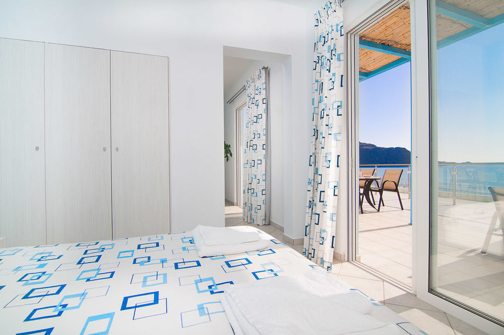 Skinos Apartments And Studios Плакиас Экстерьер фото