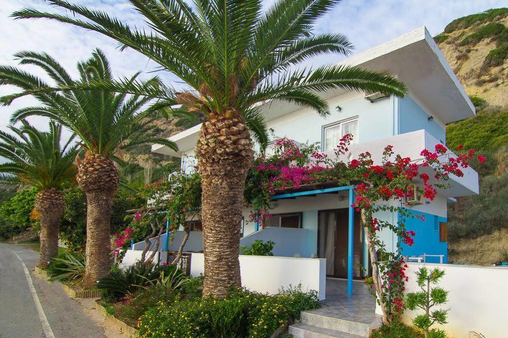 Skinos Apartments And Studios Плакиас Экстерьер фото
