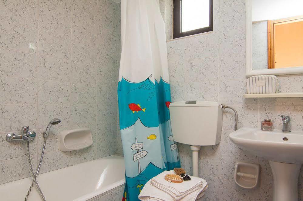 Skinos Apartments And Studios Плакиас Экстерьер фото