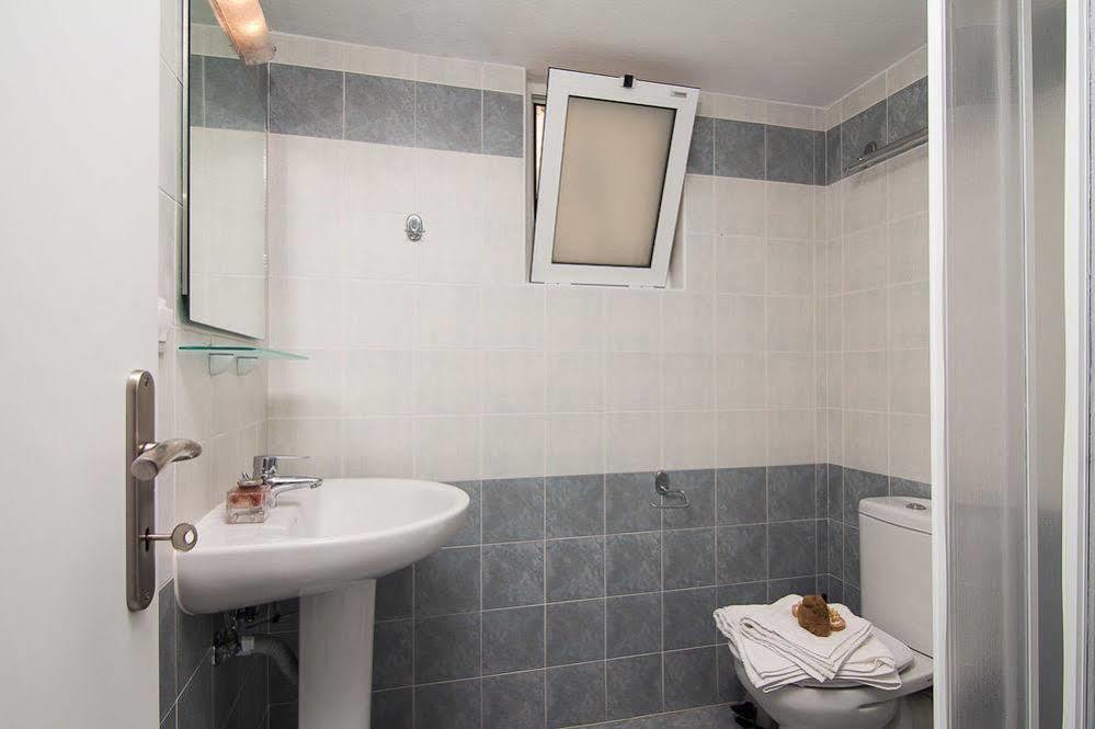 Skinos Apartments And Studios Плакиас Экстерьер фото
